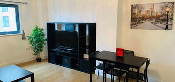 2 bed flat to rent