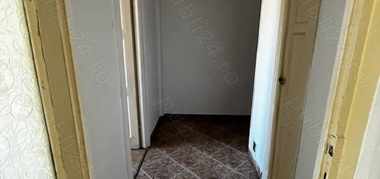 Apartament cu două camere de vânzare