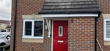 2 bed end terrace house to rent