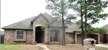 17408 Hawks Tree Ln, Edmond, OK 73012