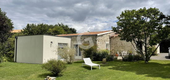 Maison  à vendre, 3 pièces, 2 chambres, 112 m²