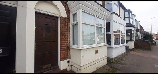 1 bed maisonette to rent