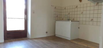 Appartement  à louer, 3 pièces, 2 chambres, 56 m²