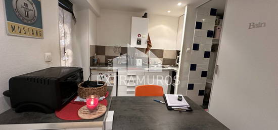 A VENDRE EN EXCLUSIVITE STUDIO ATYPIQUE AU COEUR DE LYON 3 R