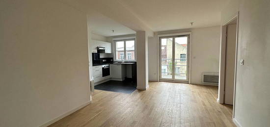 Appartement  à louer, 2 pièces, 1 chambre, 47 m²