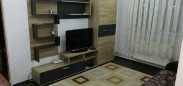 Apartament 2 camere, etaj 1 zona Astra