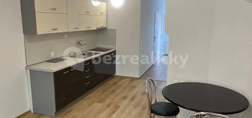 Pronájem bytu 1+kk 40 m², Na Moklině, Praha