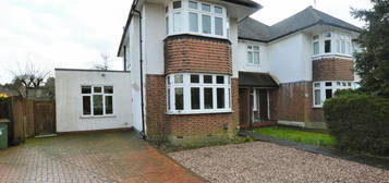 3 bedroom semi-detached house