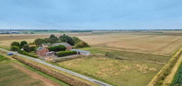 4 bedroom equestrian facility for sale