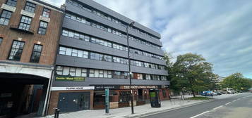 Flat to rent in Commercial Road, Southampton SO15