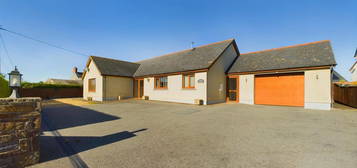 3 bed detached bungalow for sale