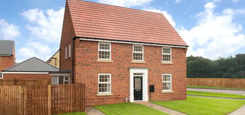 4 bed detached house for sale