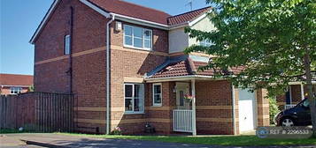 3 bedroom detached house