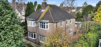 4 bed detached house for sale