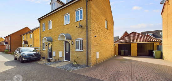 3 bed town house for sale