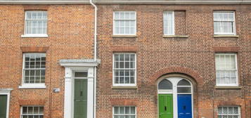 3 bed terraced house to rent