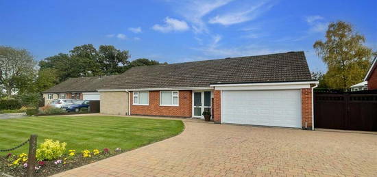 4 bedroom detached bungalow for sale