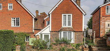 2 bedroom semi-detached house