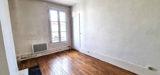 Appartement  à louer, 3 pièces, 2 chambres, 43 m²