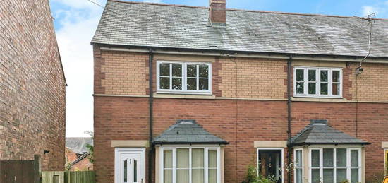 End terrace house to rent in Oak Street, Oswestry, Shropshire SY11