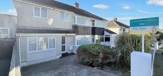 4 bed semi-detached house for sale