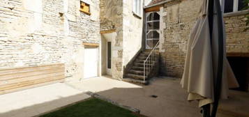 Maison de village  à vendre, 5 pièces, 3 chambres, 89 m²