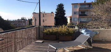 T4 Duplex 60m2 avec grande terrasse 40m2