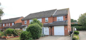 4 bedroom semi-detached house