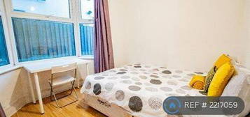 1 bedroom flat share