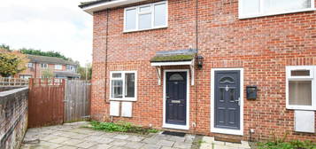 End terrace house for sale in Rosebay Gardens, Hook, Hampshire RG27