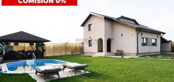 Vila 4 Camere - Mobilata lux - Piscina  - Zona linistita - Domnesti