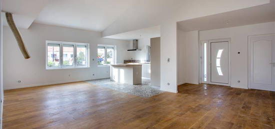 Maison  à vendre, 5 pièces, 3 chambres, 115 m²