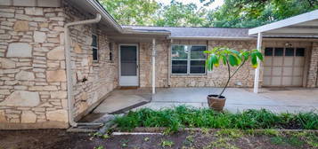 5314 Happiness St, Kirby, TX 78219