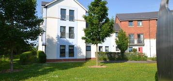 Flat to rent in Guillemot Road, Portishead, Bristol BS20