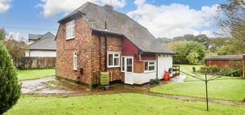 2 bedroom detached house for sale