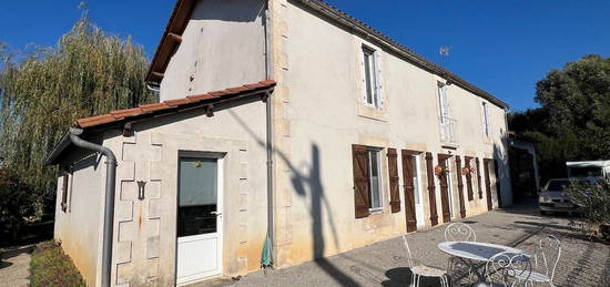 Agréable maison familiale en pierres entièrement rénovée