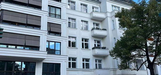 Dachgeschosswohnung Altbau Westfälische Str.  ab 12.24 EBK Parkett Kamin Terrasse zwei Bäder  Aufzug