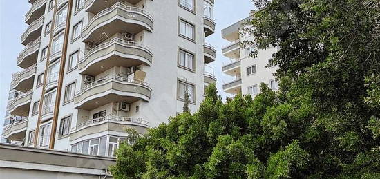 GÜNEY DEN ULTRA GENİŞ MERKEZİ KONUMDA 4+1 KİRALIK DAİRE