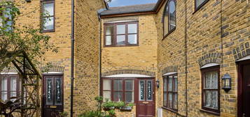 1 bed terraced house for sale