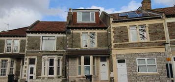 5 bedroom terraced house