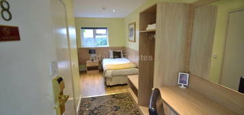 1 bedroom semi-detached house