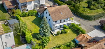 Modernes Haus mit separater Einliegerwohnung und Rheinblick