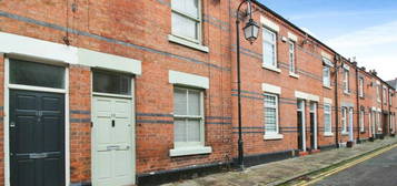 2 bedroom terraced house