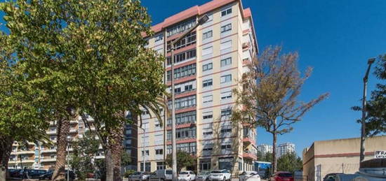 Arrendamento de Apartamento T1  na rua José Gomes Ferreira, 22