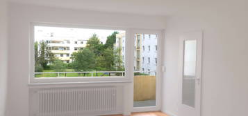 Neu renovierte, ruhige 1-Zimmer-Wohnung in Pasing / newly renovated, quiet 1-bedroom flat