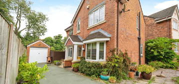 3 bed detached house for sale