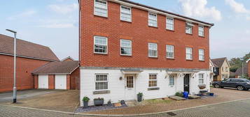 4 bedroom town house for sale