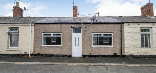 2 bedroom terraced bungalow for sale