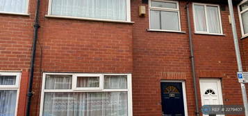 3 bedroom terraced house