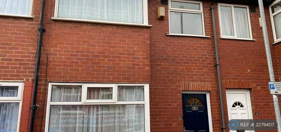 3 bedroom terraced house